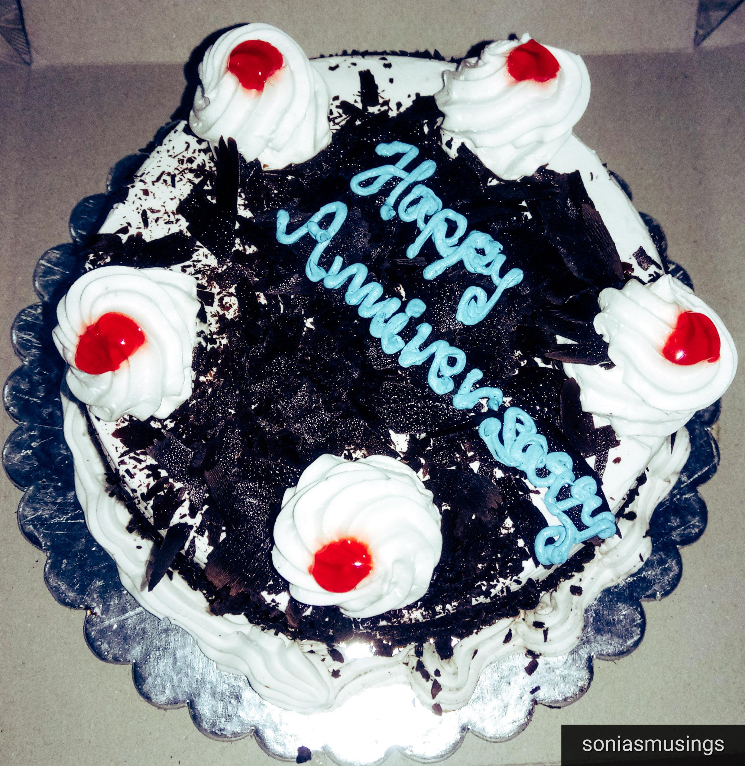 The anniversary cake